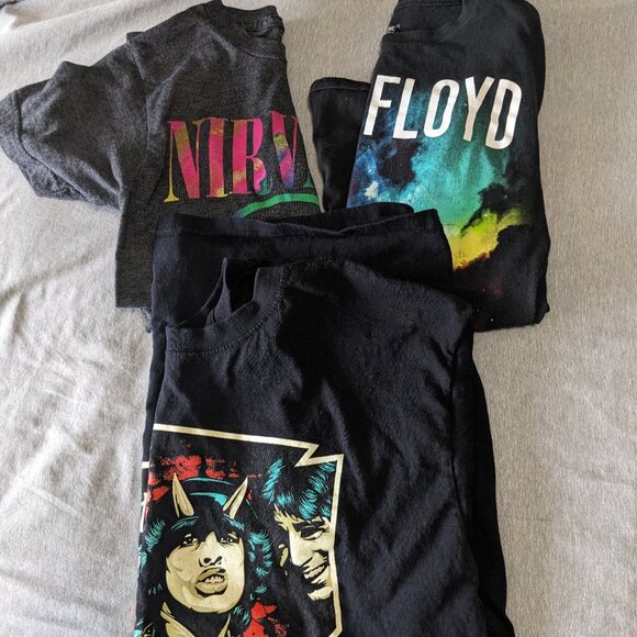 Juniors Nirvana Pink Floyd AC/DC t shirt lot of three - Picture 1 of 7